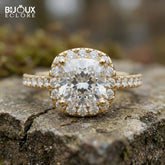 Cushion-Cut Diamond Halo Ring with Brilliant Accent Diamonds on a Lustrous Gold Band - Bijoux Eclore
