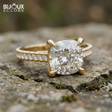 Cushion-Cut Diamond Engagement Ring with Sparkling Side Stones on a Classic Gold Band - Bijoux Eclore