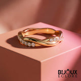 Elegant Gold Twisted Diamond Ring for Women with Modern Crossover Band and Round Brilliant Stones - Bijoux Eclore