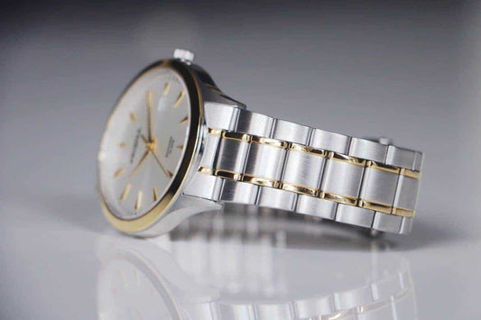6 Reasons You Should Buy A Wristwatch: It’s Time To Treat Yourself