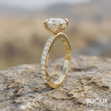 Exquisite Oval-Cut Diamond Engagement Ring with a Delicate Gold Band - Bijoux Eclore