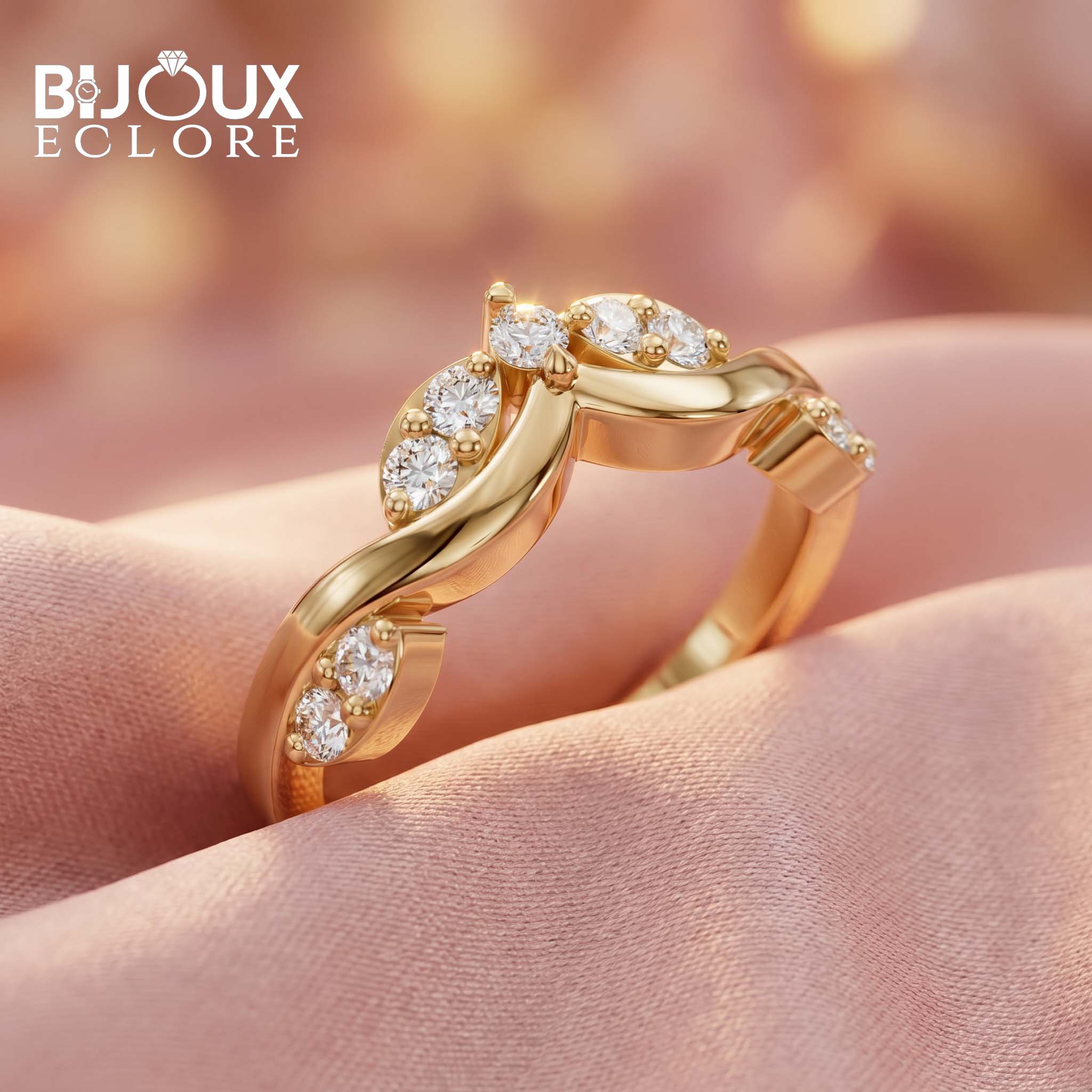 Petal Cluster Diamond Chevron Band in Yellow Gold - Bijoux Eclore