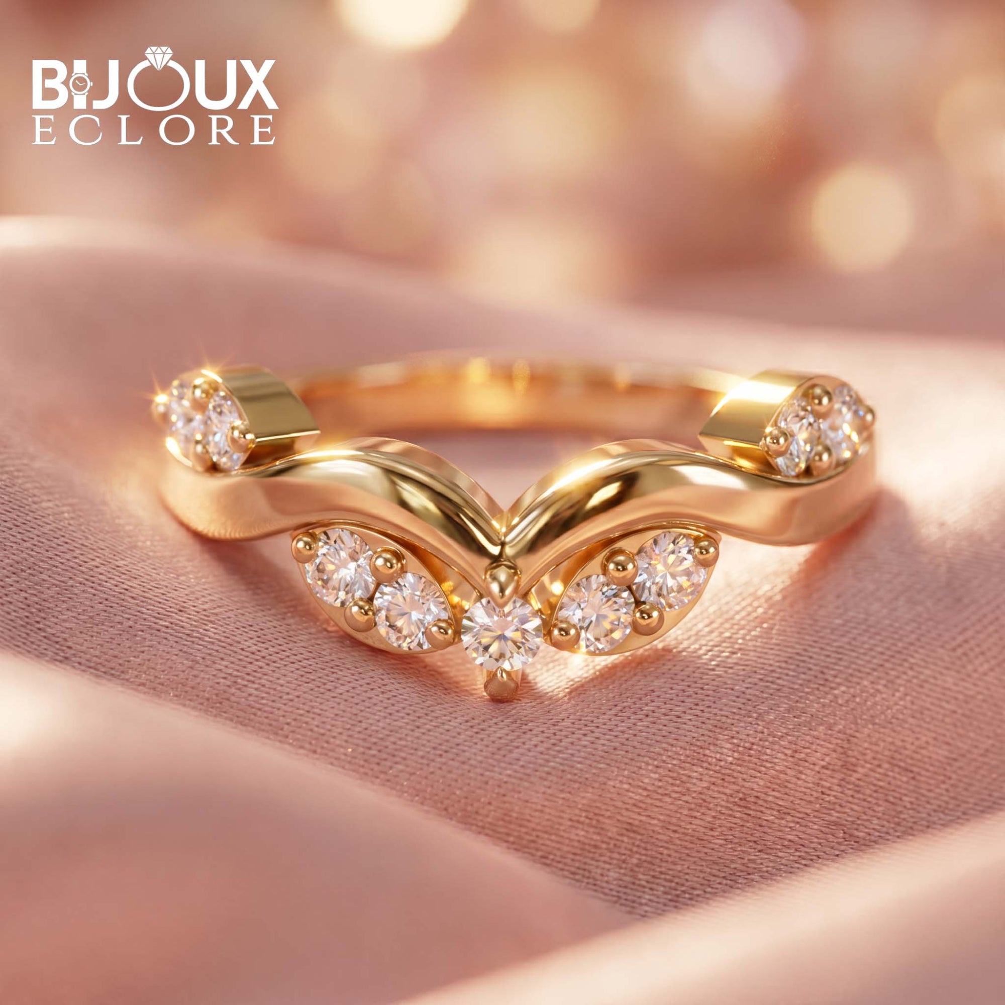 Petal Cluster Diamond Chevron Band in Yellow Gold - Bijoux Eclore