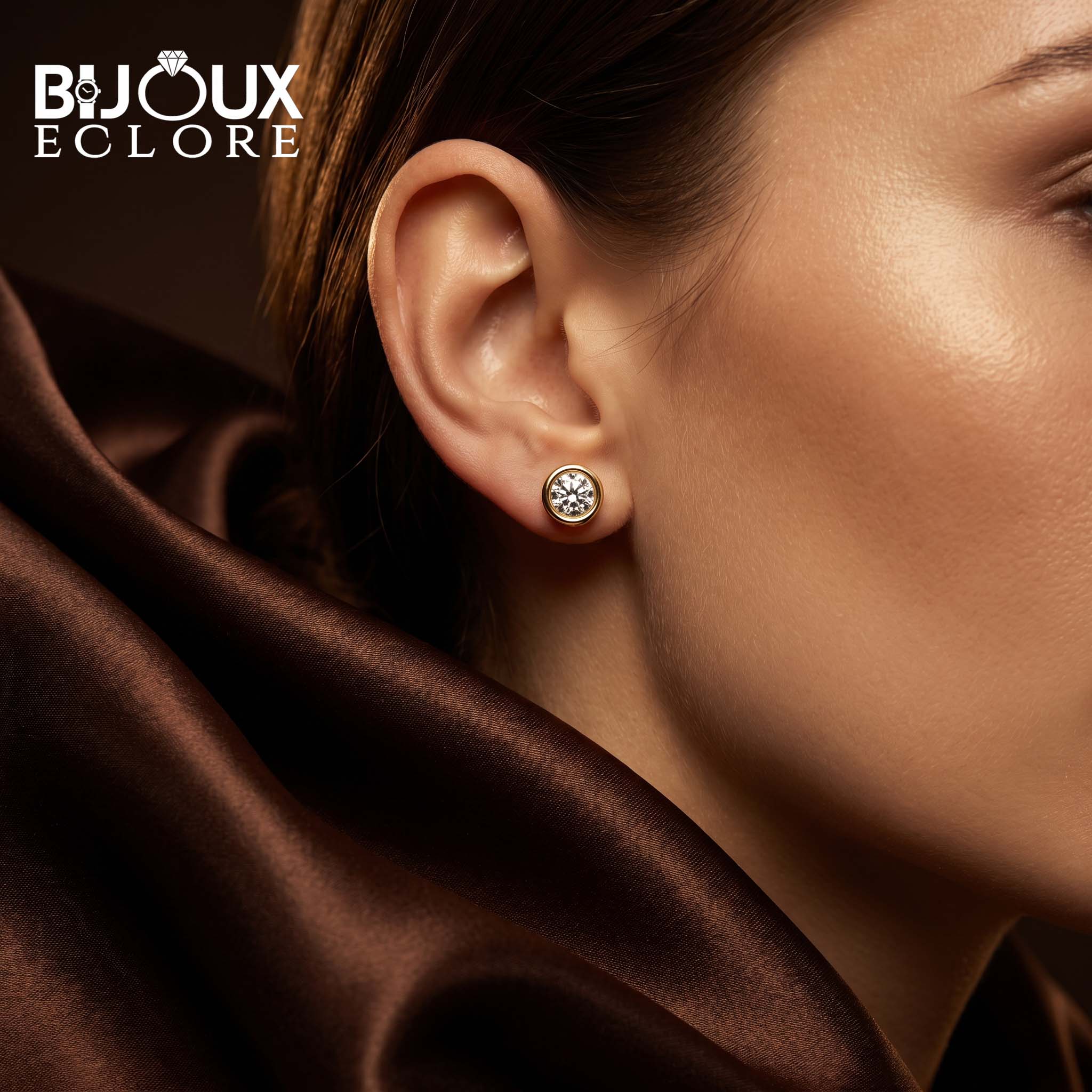 Minimal Diamond Stud Earrings in Warm Yellow Gold - Bijoux Eclore