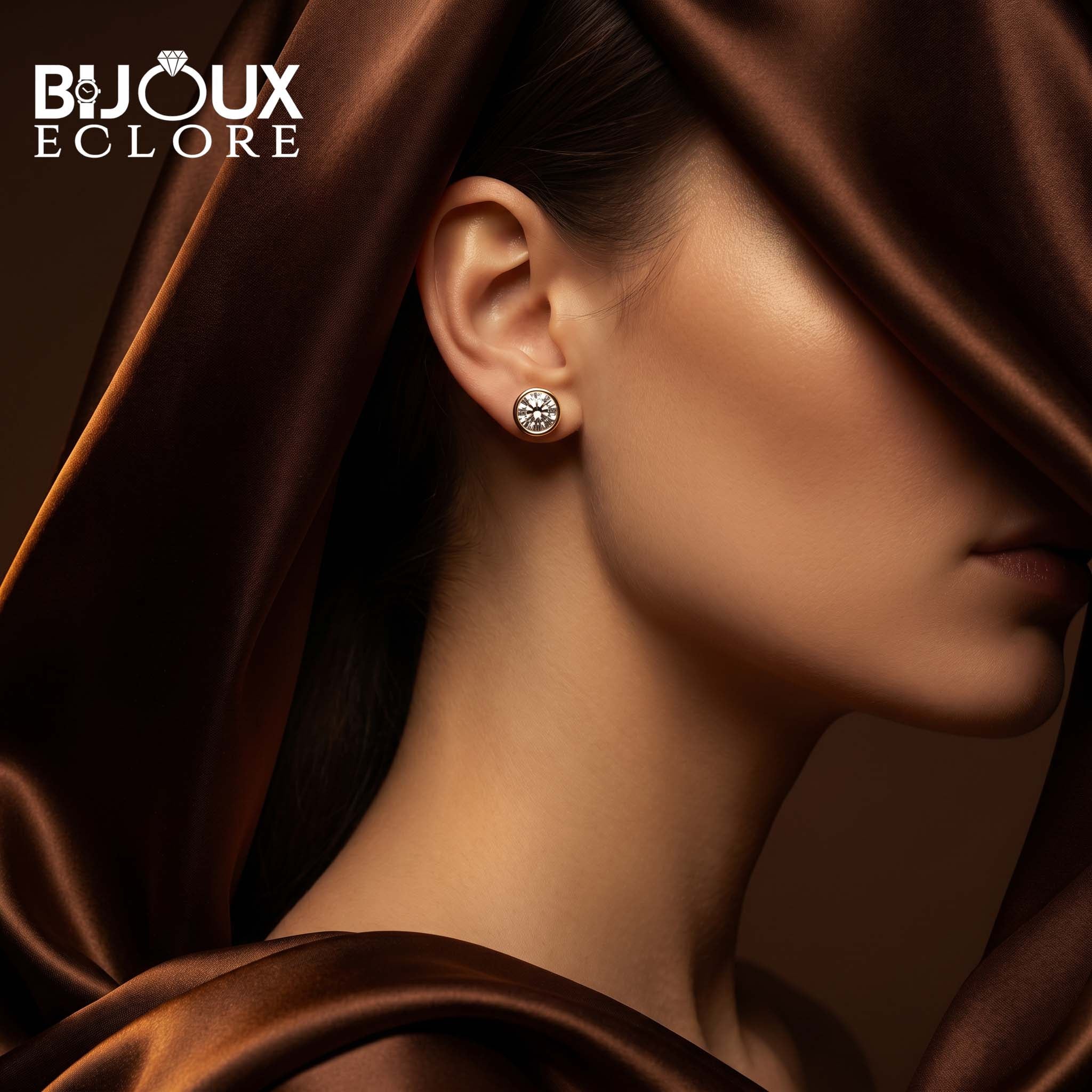 Minimal Luxury Diamond Stud Earrings in Yellow Gold - Bijoux Eclore