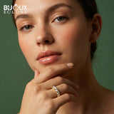 Luxury Contemporary Gold Band with Sparkling Round Brilliant Diamond Detail - Bijoux Eclore