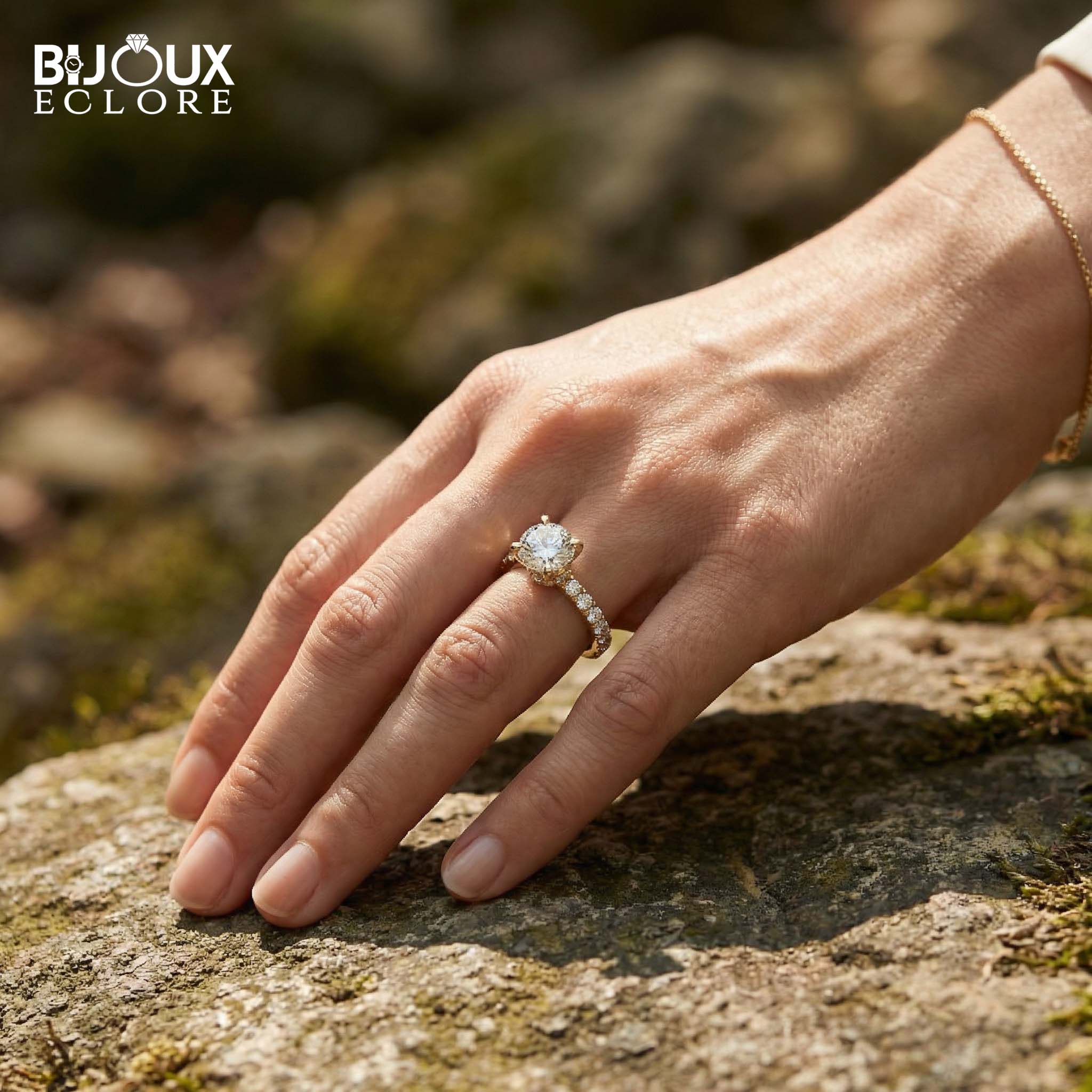 Round-Cut Diamond Set in a Timeless Yellow Gold Band with Glimmering Accent Diamonds - Bijoux Eclore