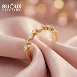 Palais Lumière Alternating Marquise Diamond Band with High-Polish Gold Elegance - Bijoux Eclore
