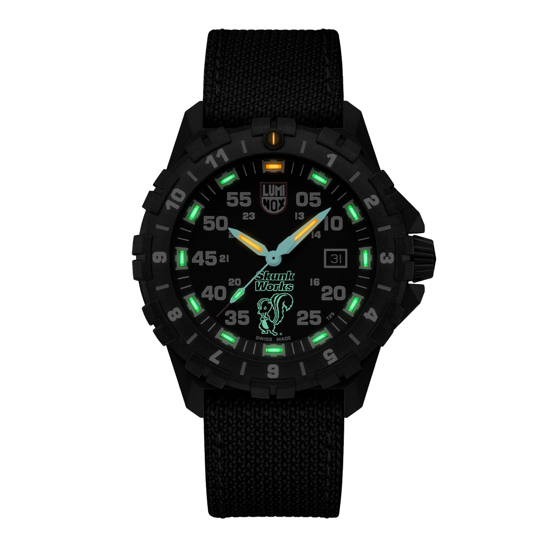 Luminox Orologio analogico al quarzo svizzero da uomo con cinturino in silicone XS.3128M.Set, Nero, cinghia Luminox Orologio analogico al quarzo svizzero da uomo con cinturino in silicone XS.3128M.Set, Nero, cinghia