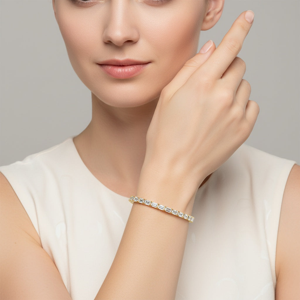 Exquisite Emerald-Cut Diamond Tennis Bracelet  Sophisticated Luxury Design Featuring Hand-Set Emerald Diamonds and Secure Clasp for Timeless Elegance - Bijoux Eclore