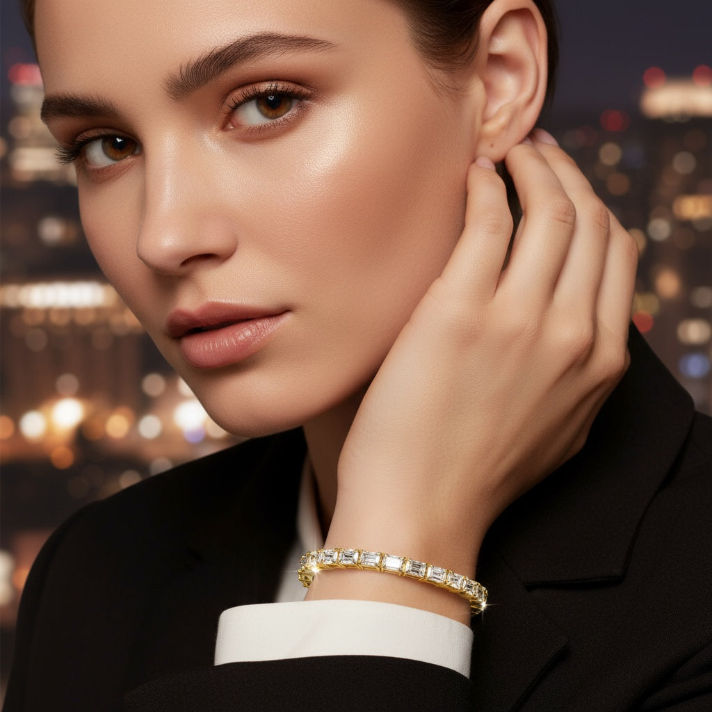 Elegant Tennis Bracelet with Emerald-Cut Diamonds,  Setting for a Timeless Luxury Look - Bijoux Eclore