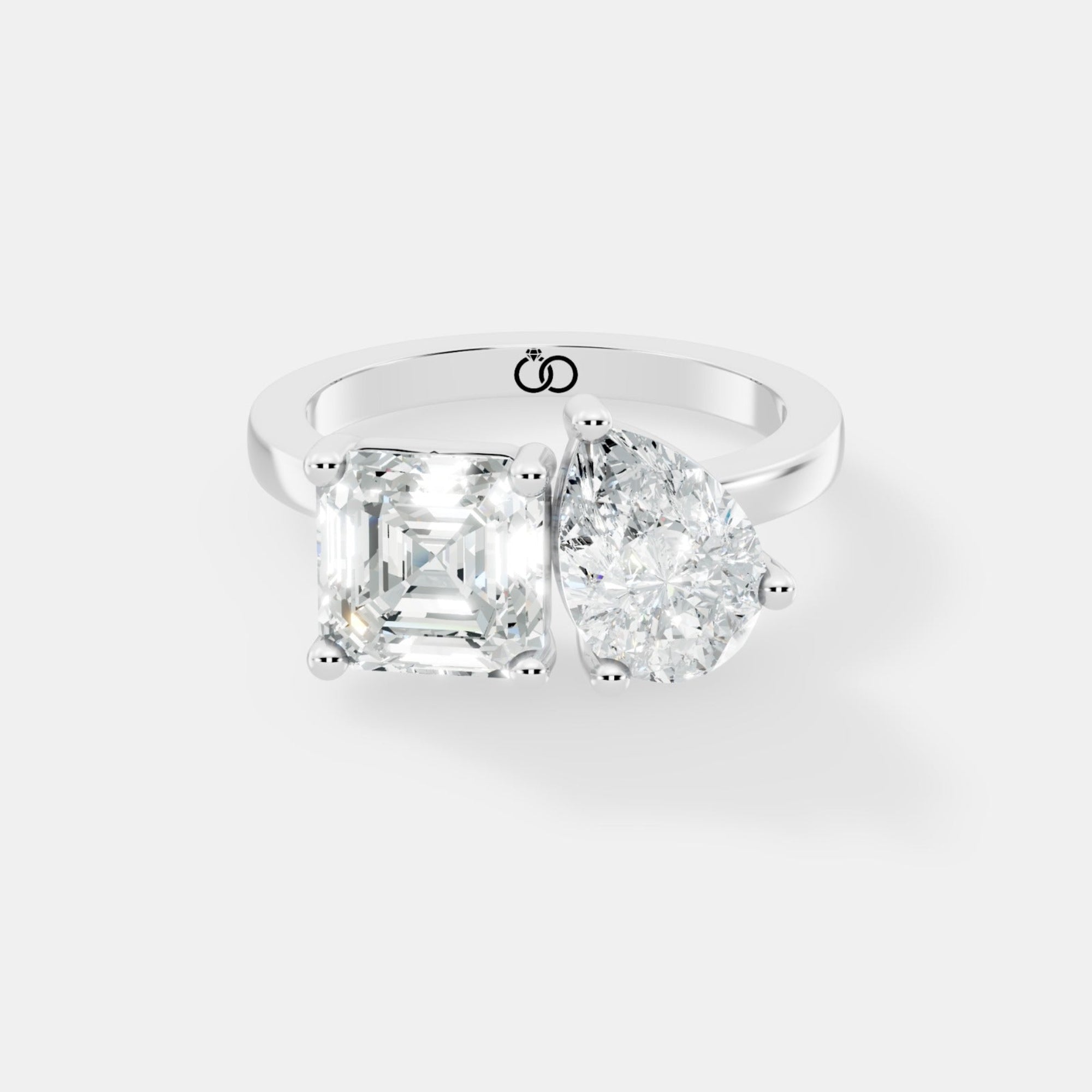 Asscher & Pear-Cut Two-Stone Diamond Ring in 14K Yellow – A Timeless Duo of Brilliance - Bijoux Eclore
