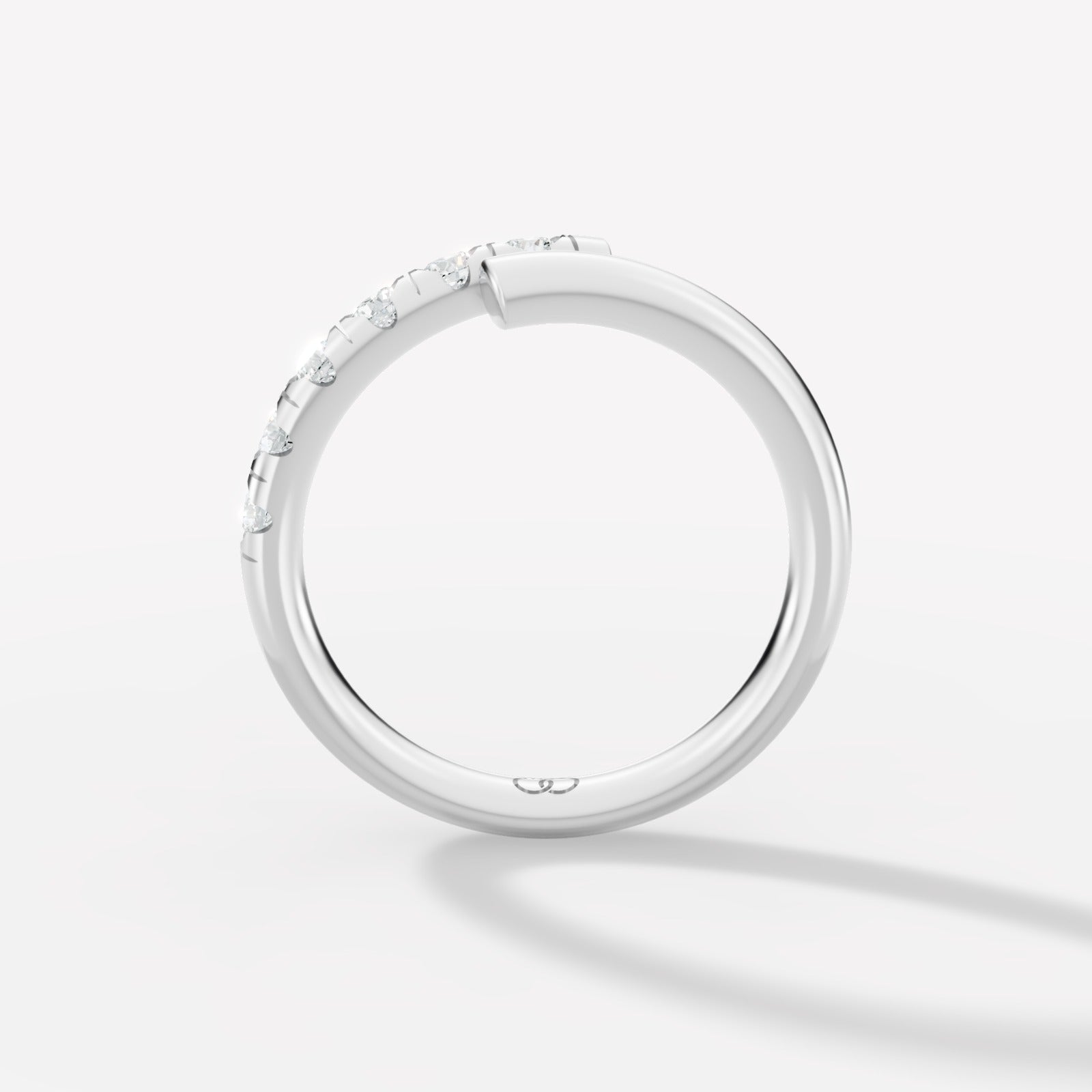 Round-Cut Diamond Wrap Ring – A Contemporary Twist on Timeless Sparkle - Bijoux Eclore