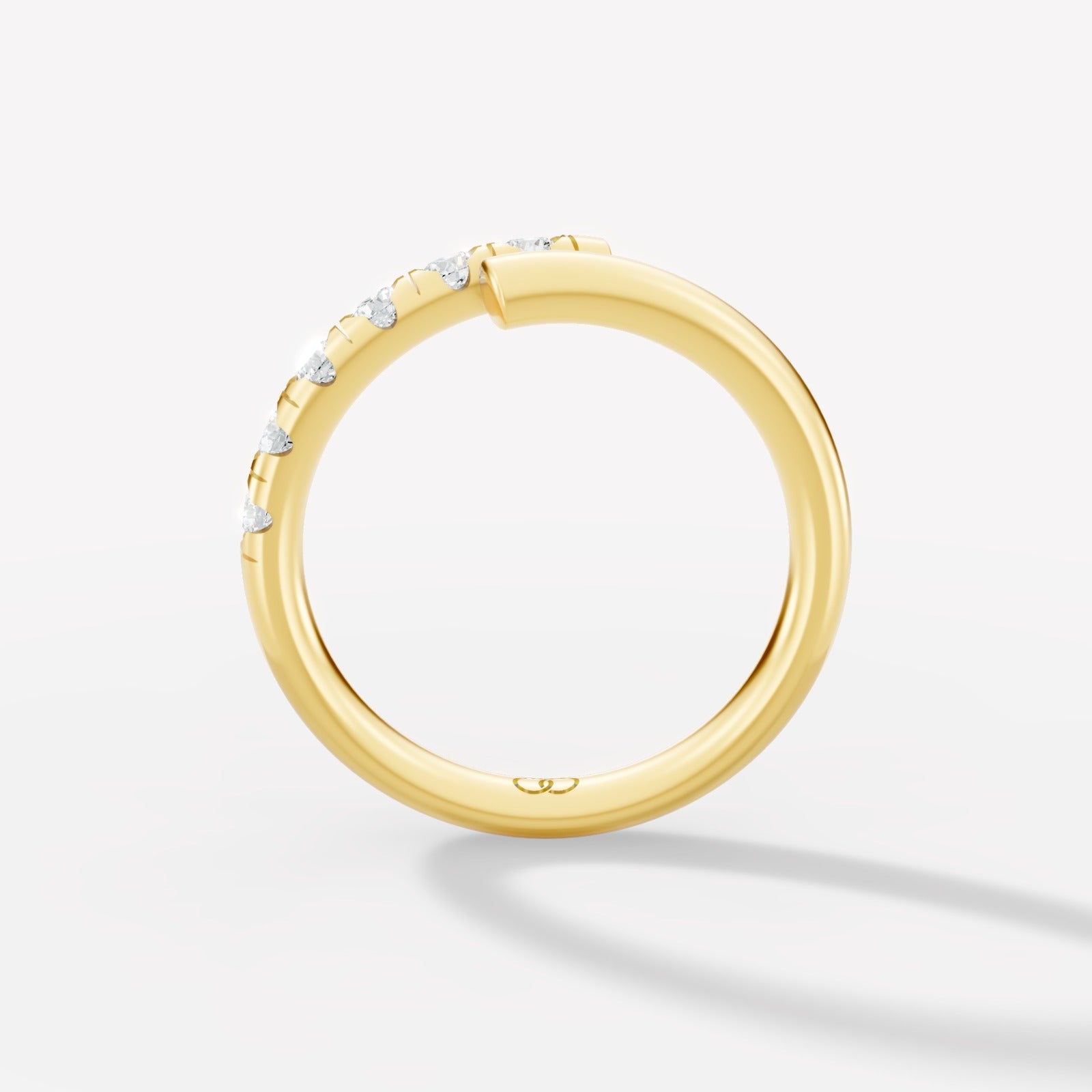 Round-Cut Diamond Wrap Ring – A Contemporary Twist on Timeless Sparkle - Bijoux Eclore