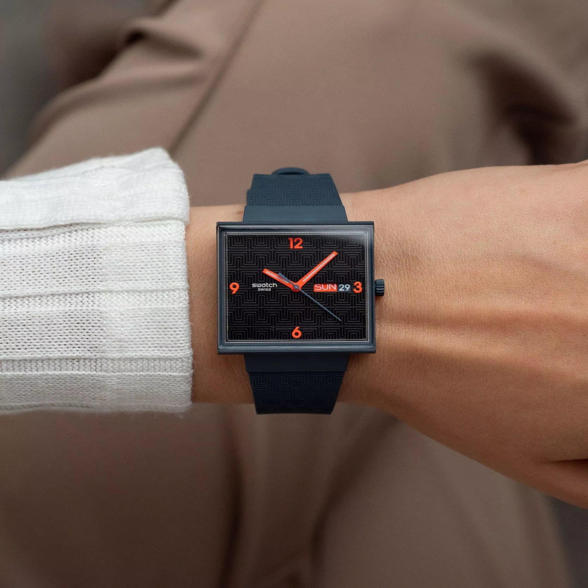 Swatch SO34M701 Squared Off watch - Bijoux Eclore