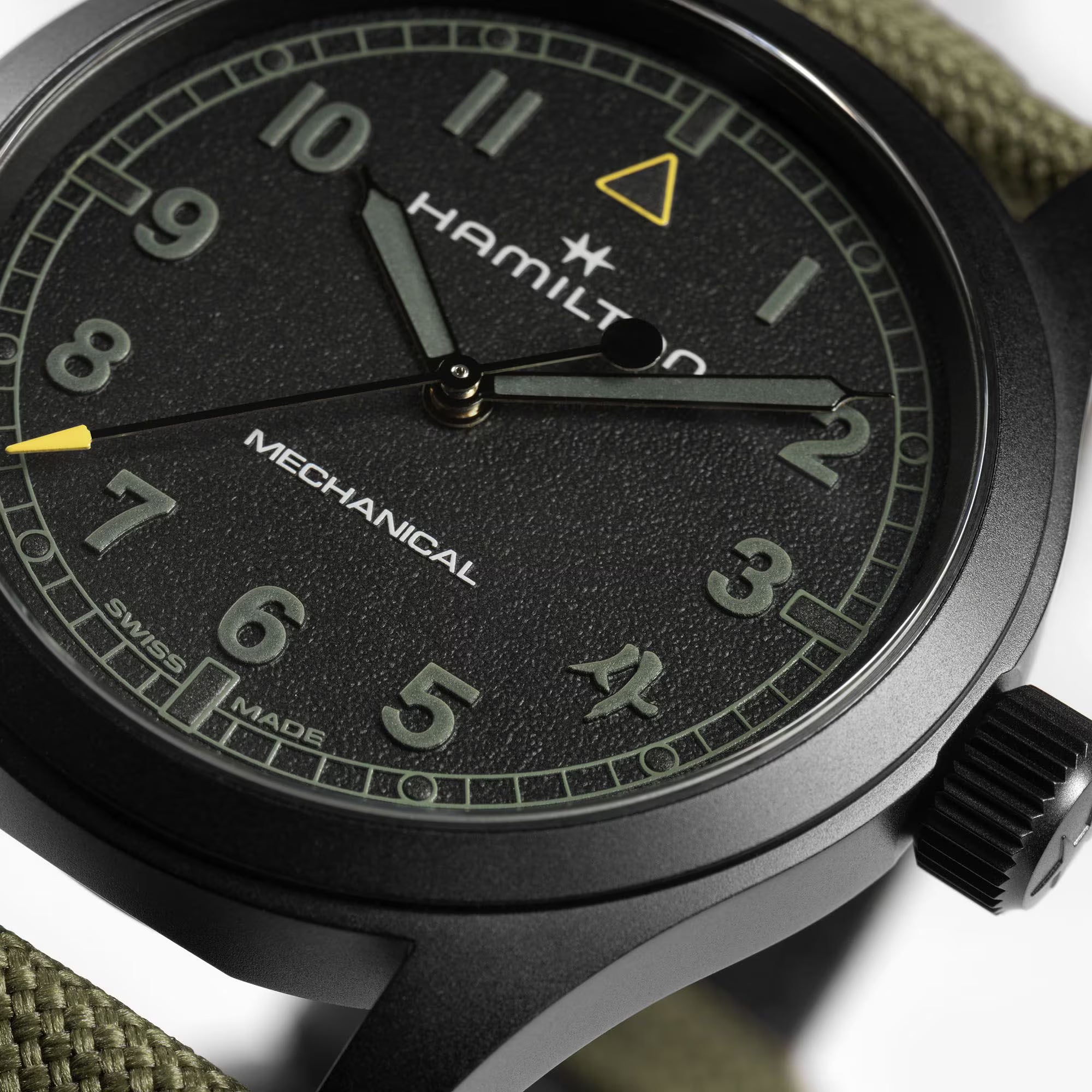Hamilton Khaki Field Mechanical  38mm x Call of Duty Modern H69469930 Warfare 4 - Bijoux Eclore
